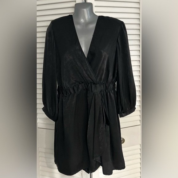 Zara black satin long sleeve shorts romper size large - Picture 5 of 6